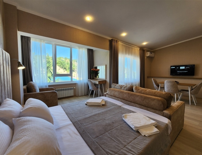 Люкс 2-местный 1-комнатный - Санаторий «Киев» Алушта