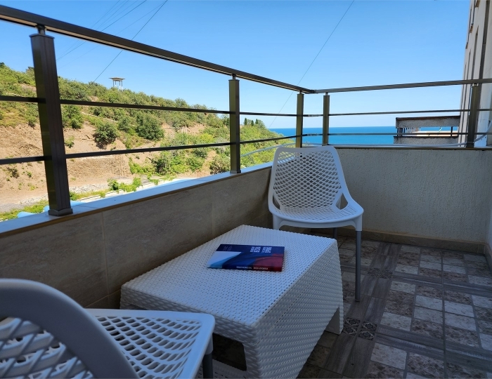 Люкс 2-местный 1-комнатный - Санаторий «Киев» Алушта