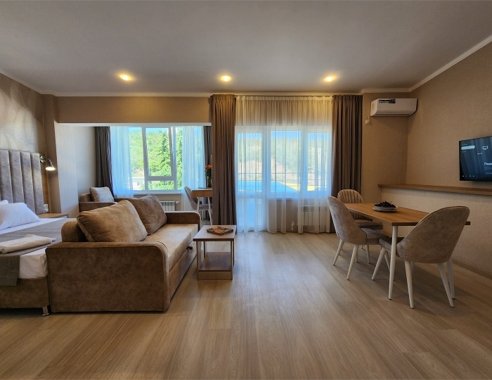 Люкс 2-местный 1-комнатный - Санаторий «Киев» Алушта